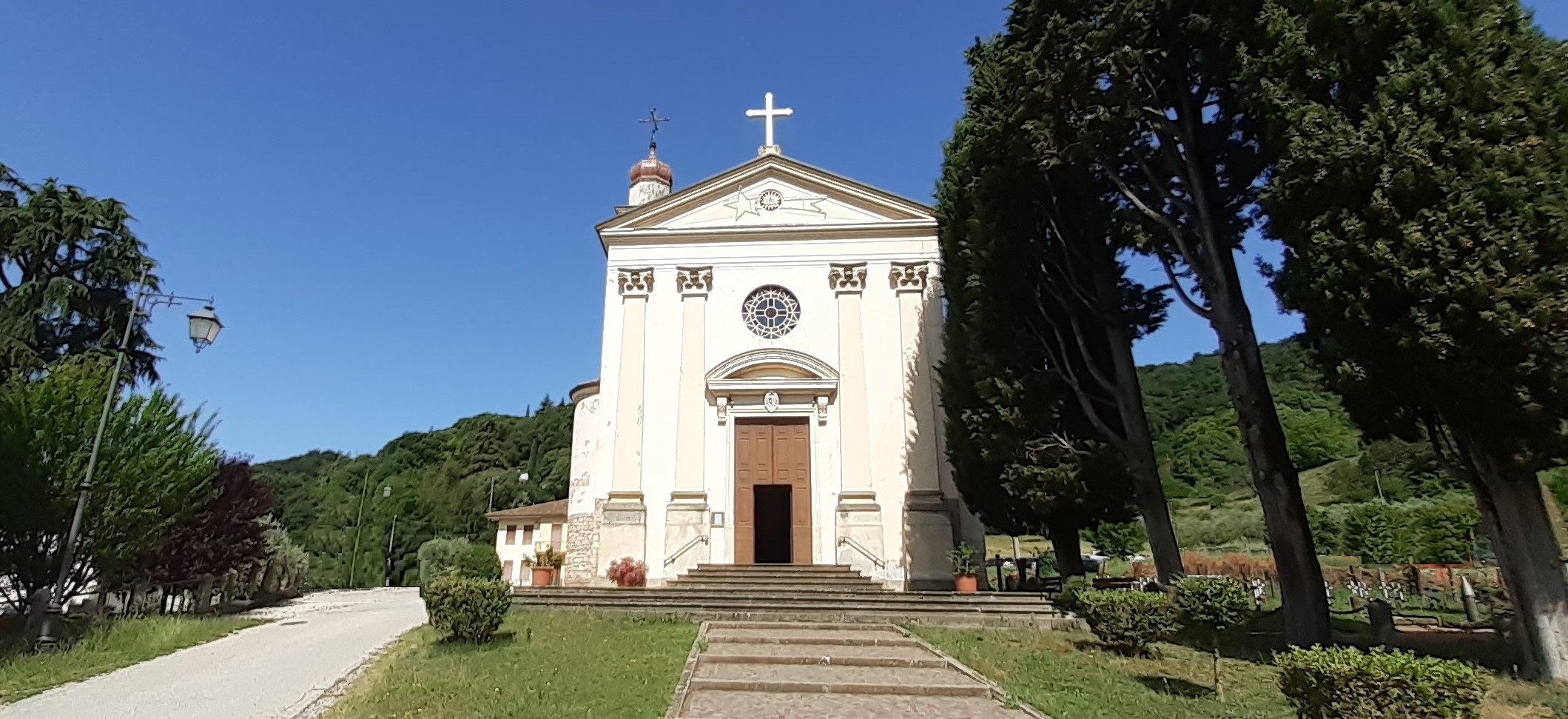 parrocchia-villa-facciata